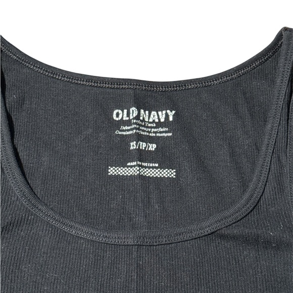 Ribbed Layer Tank - Picture 4 of 4